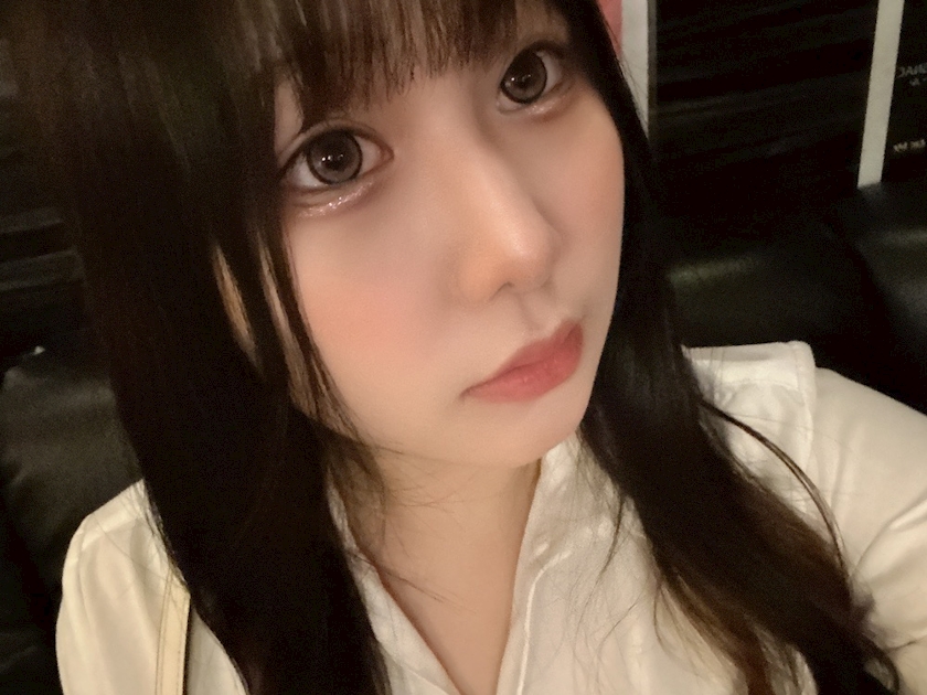 l84ldy7r6gf1loocmkm_l-jpg