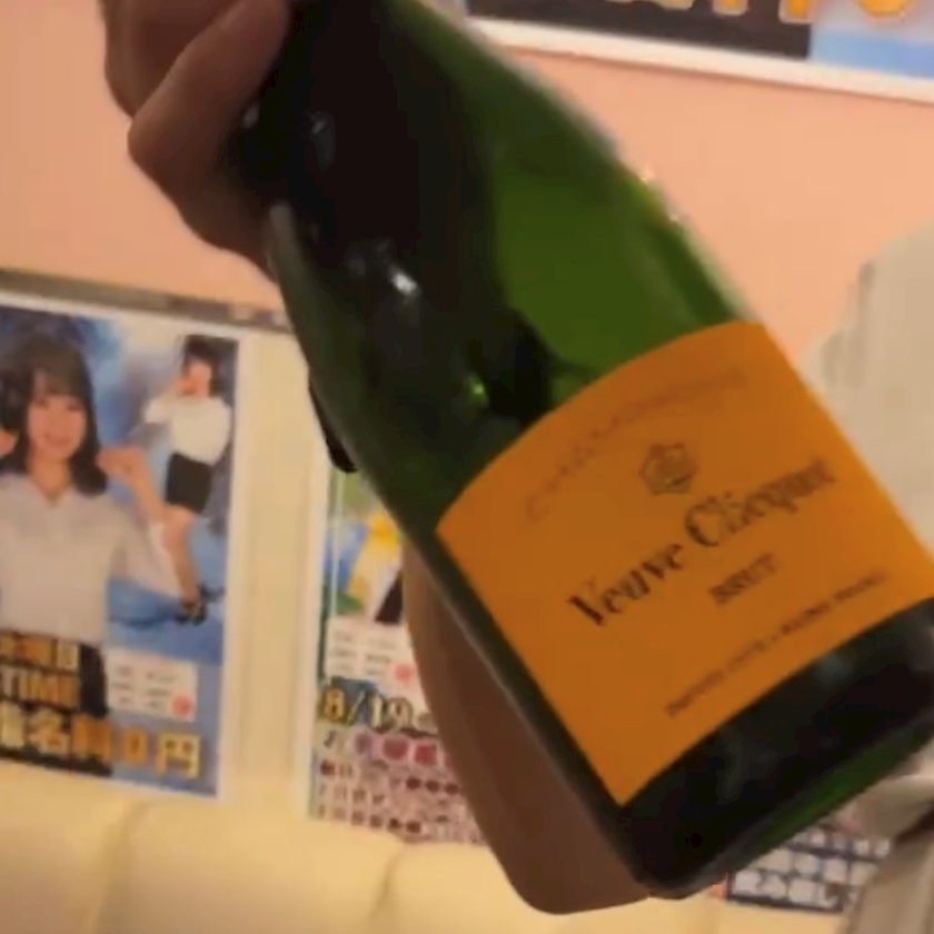 in4gy4fi3qs2vs1vis1_l-jpg