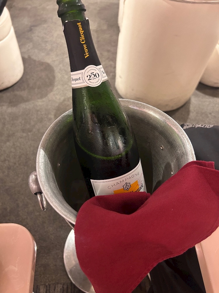 ncsnsbcjz5qp6vz1odn_l-jpg