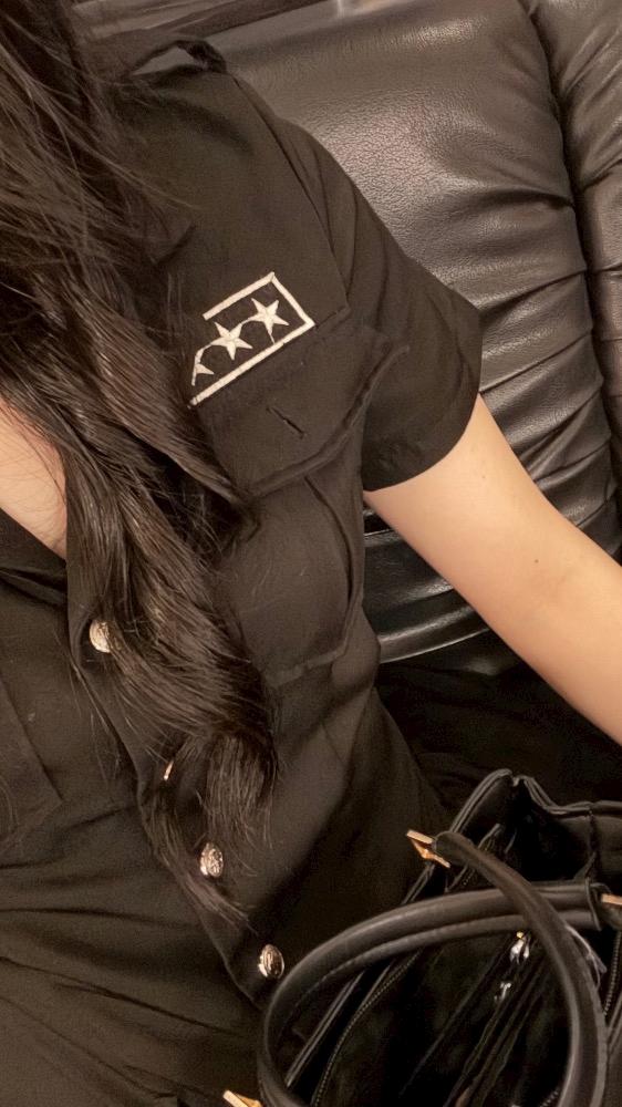 tcbjlahgn41rz1bqc9y_l-jpg