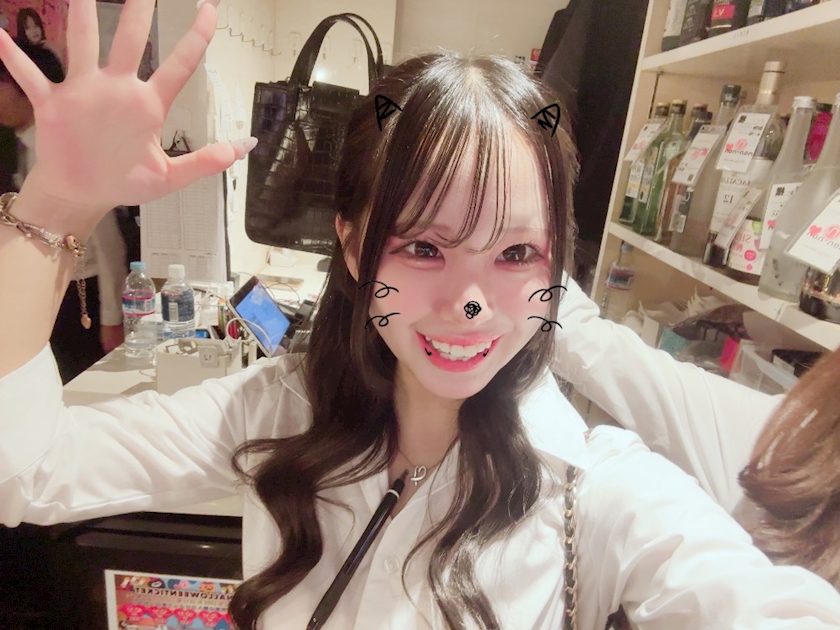 nv4zp5plvi5mrrdkthi_l-jpg