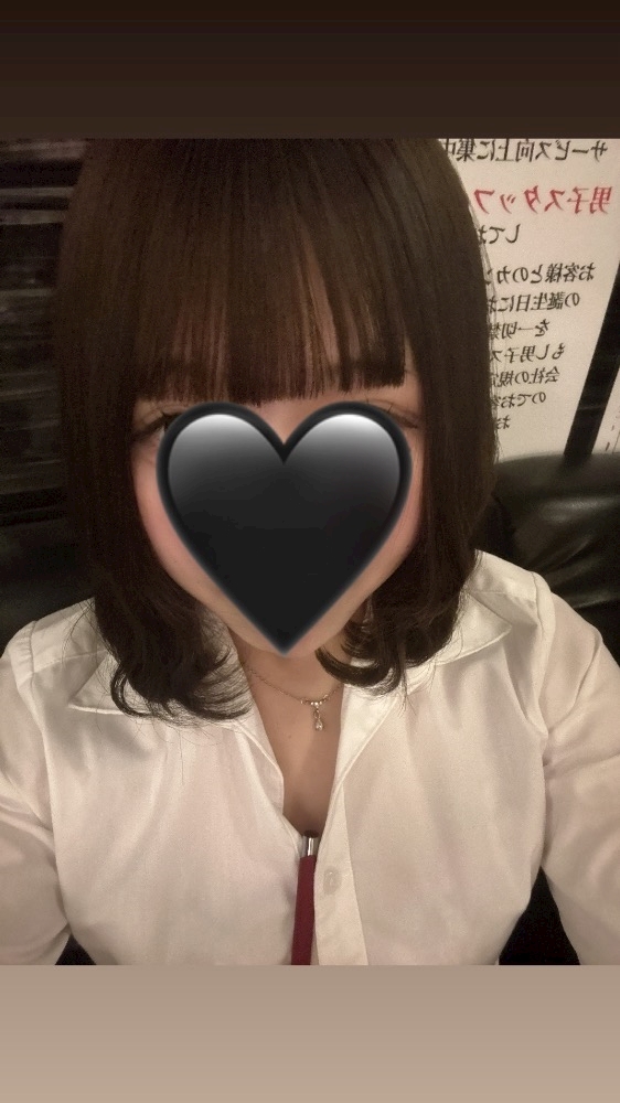 0no7fnmlq2nkxlocer6_l-jpg