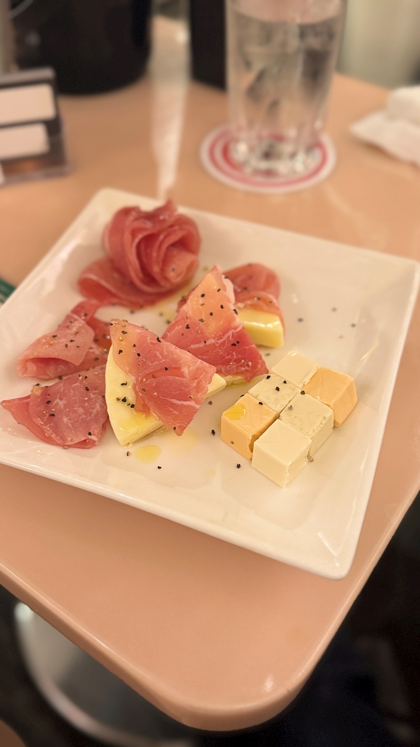 jeoavbstlct9jhbnm1f_l-jpg