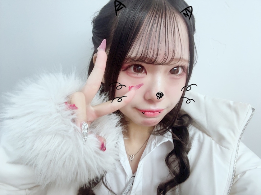 5ofeu0k07b9tps4je0e_l-jpg