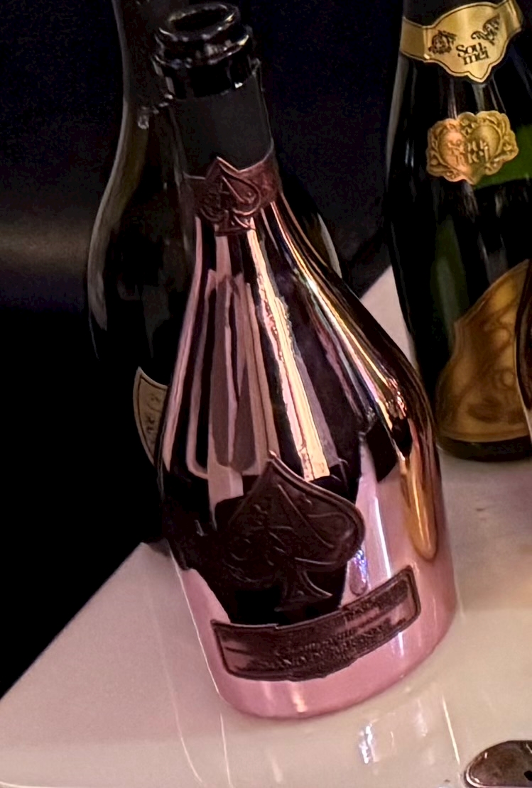 guwi9ao9b45ih04aeyw_l-jpg