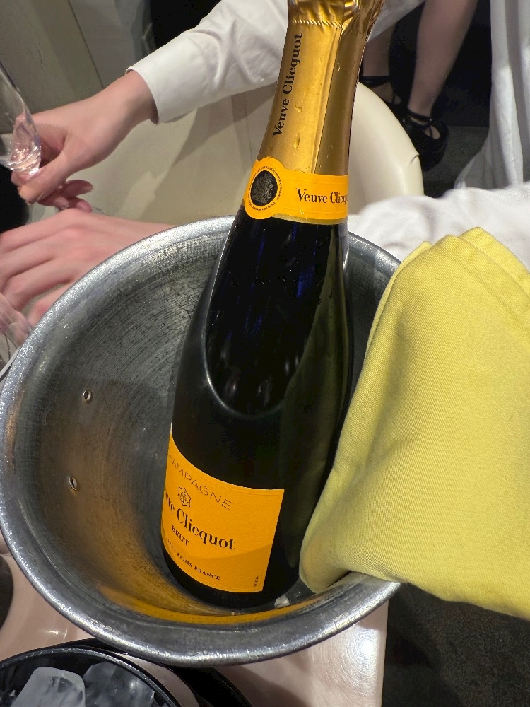 sjlimufv5owfv8w3gkh_l-jpg