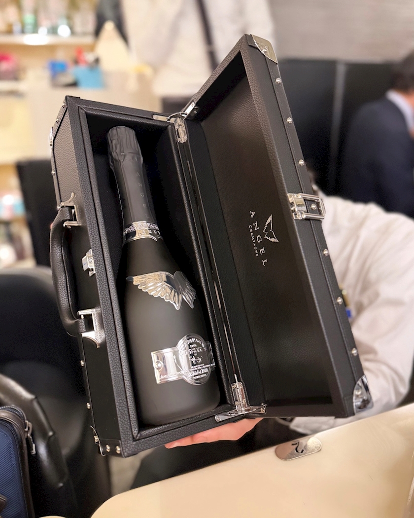 nn6a8piz4tozdh9lcbz_l-jpg