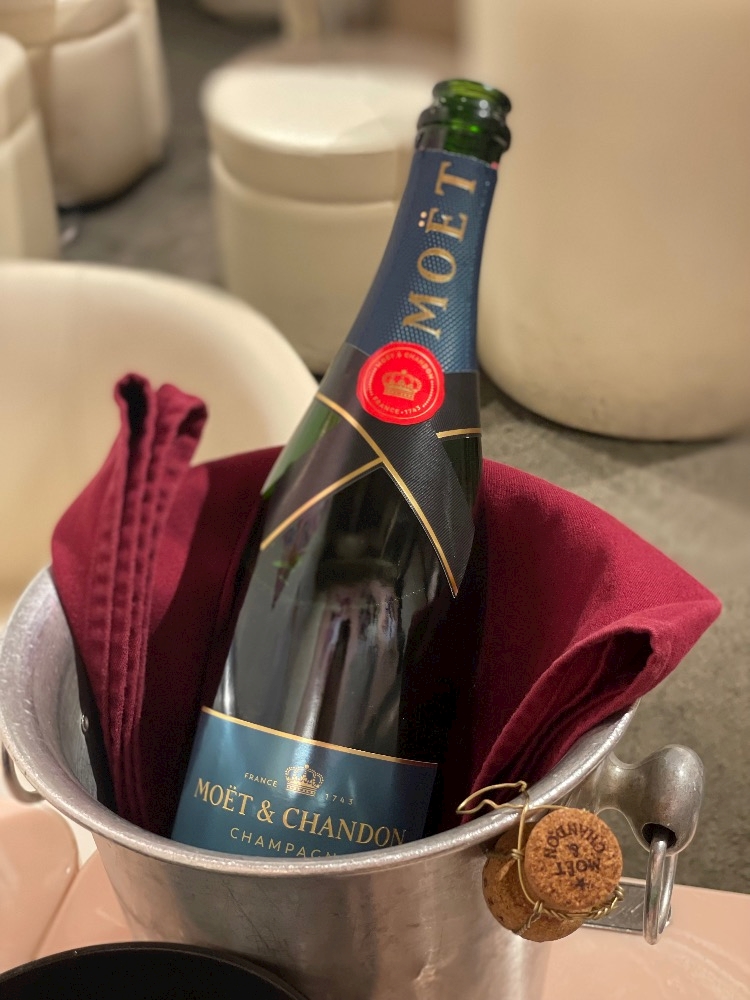 mvnlf6nufswkuvyhz5s_l-jpg