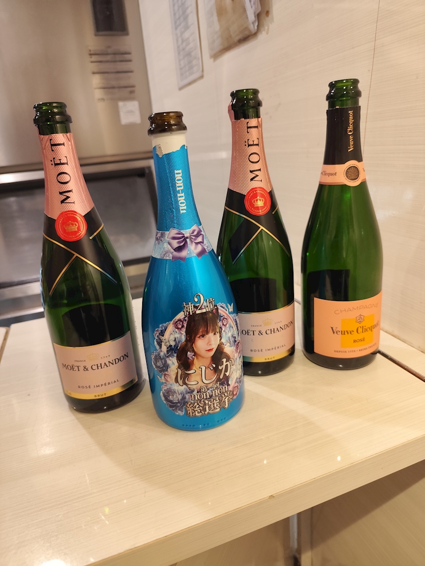 lf78gjots8cwmow215y_l-jpg