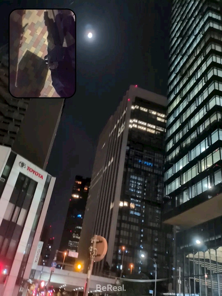 geeduwtxroylqm1u3va_l-jpg