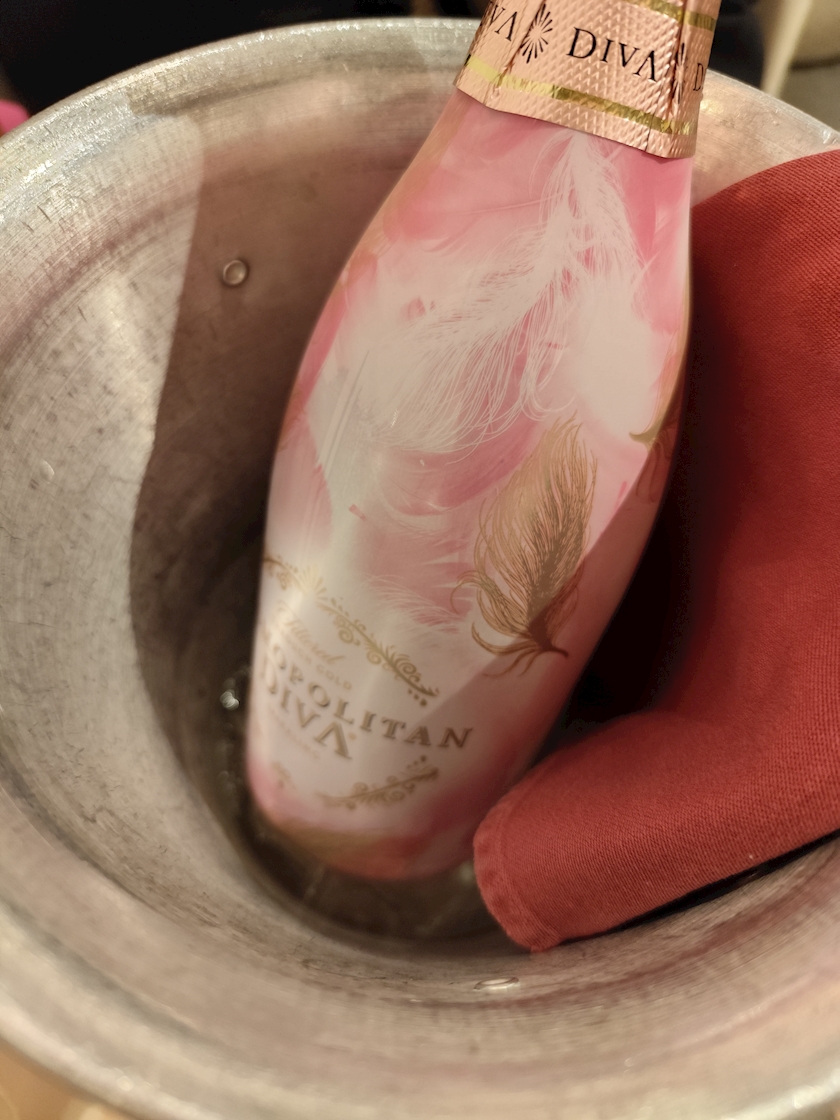 p6fkiqmcirmxs7narxi_l-jpg