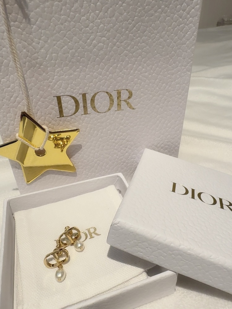 4fyybqndnftzdv7zi09_l-jpg