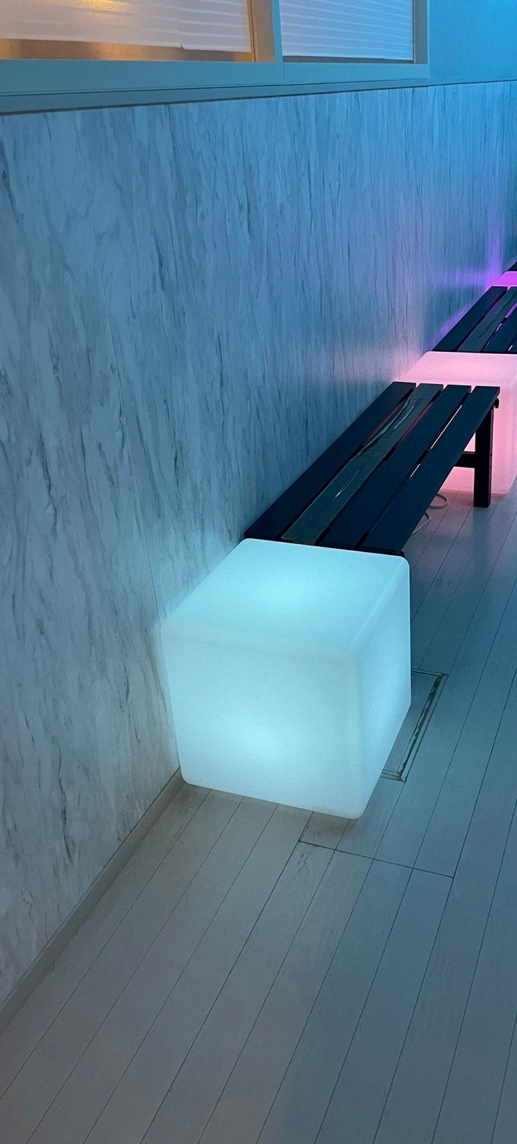 esnztrjvwfufbflcnwy_l-jpg